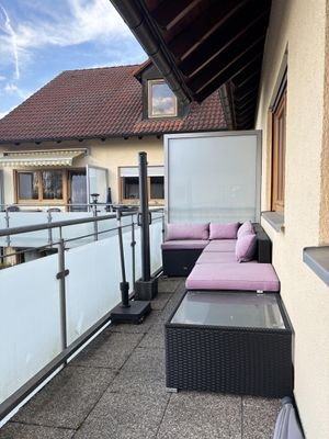 großer Westbalkon