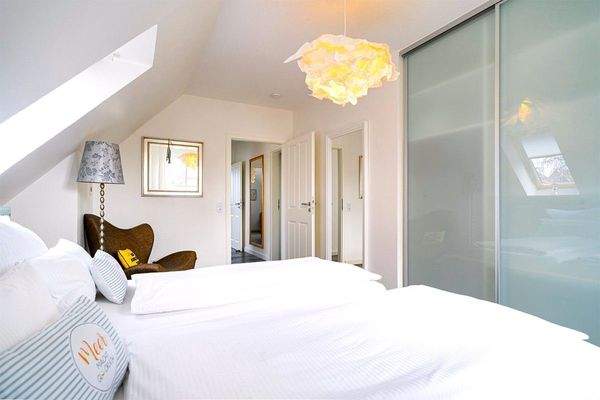 Blick im großen Schlafzimmer