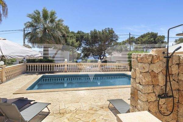 Haus B Poolterrasse