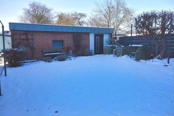 rückwärtiges Grundstück