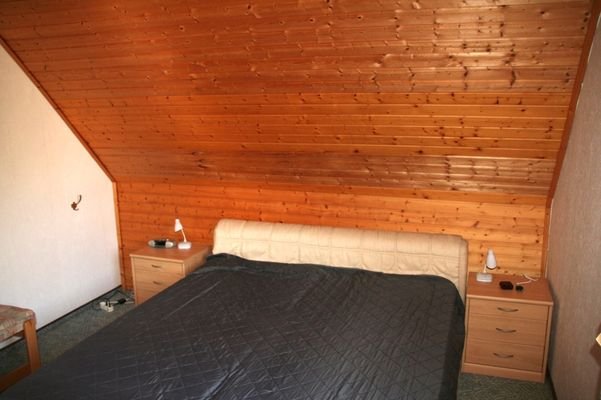 Schlafzimmer-002