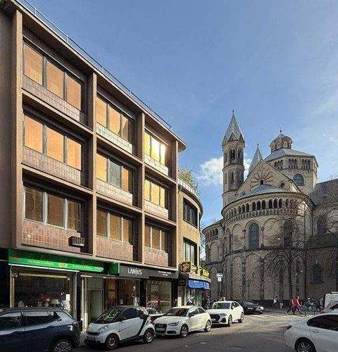 Benachbart zur Apostelnkirche