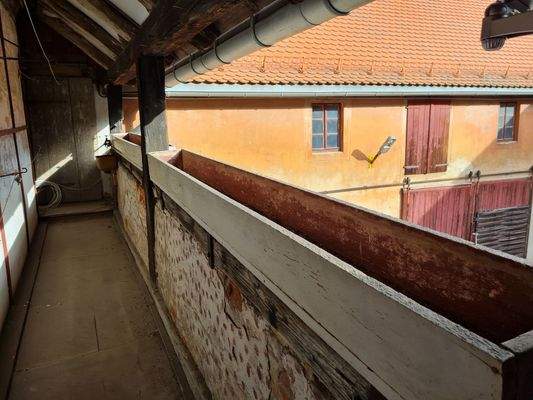 Balkon zum Hofinneren