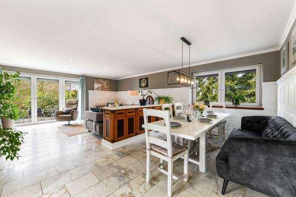 Essplatz mit Blick ins Grüne