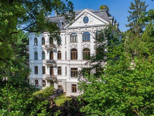 Außenansicht des Gebäudes - Kurparkseite