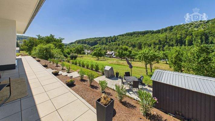 CAM01984G0-PR0511-STILL027