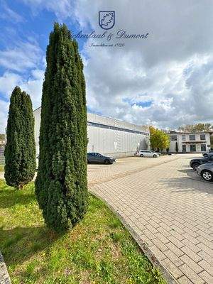 21 Außenstellplätze