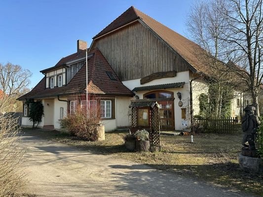 Wohn- & Wirtshaus