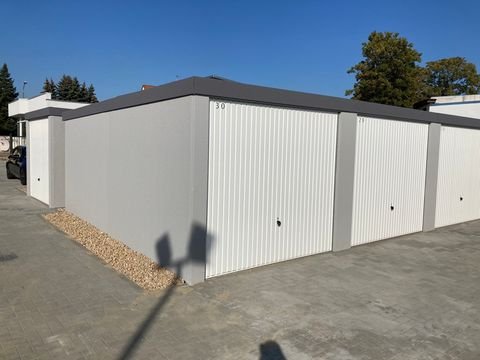 Halle (Saale) Garage, Halle (Saale) Stellplatz