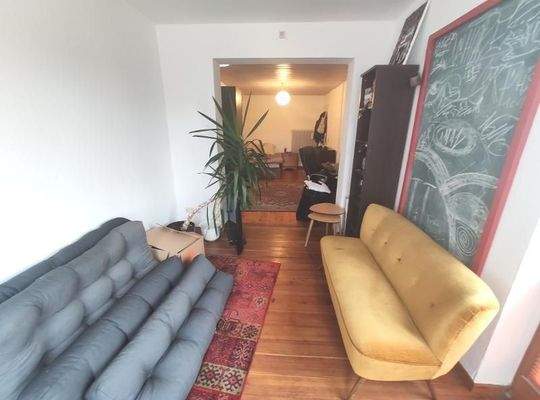 Kinderzimmer 2 / Arbeitszimmer mit Zugang zur Terrasse Bild 5