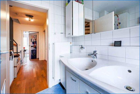 Obergeschoss_Badezimmer_1