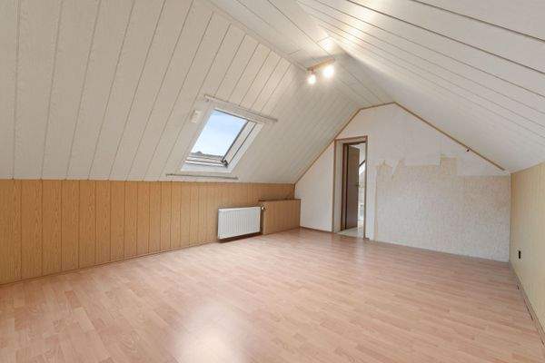 Zimmer 10 - DG Anbau.jpg