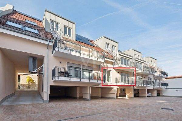 Hinteransicht und Lage der Wohnung