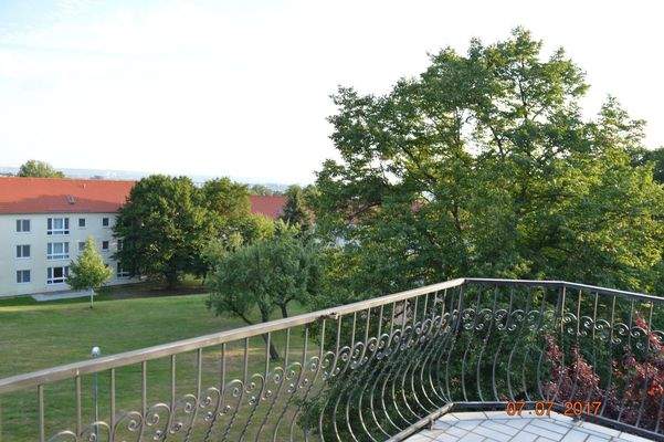 Balkon Sicht nach Südsüdwest