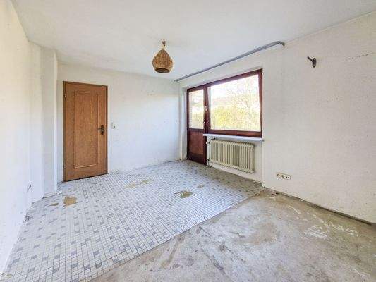 Individuell nutzbares Zimmer im EG