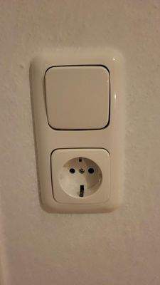 Lichtschalter & Steckdosen neu