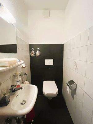 WC.jpg