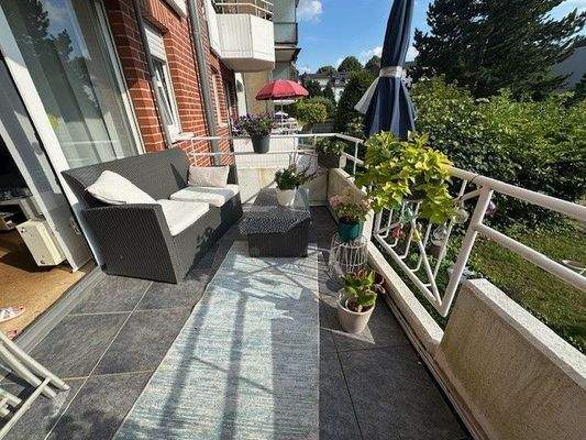 Balkon mit Eingang Wohnzimmer