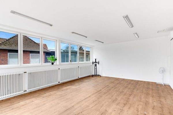 Büro-/Besprechungsraum