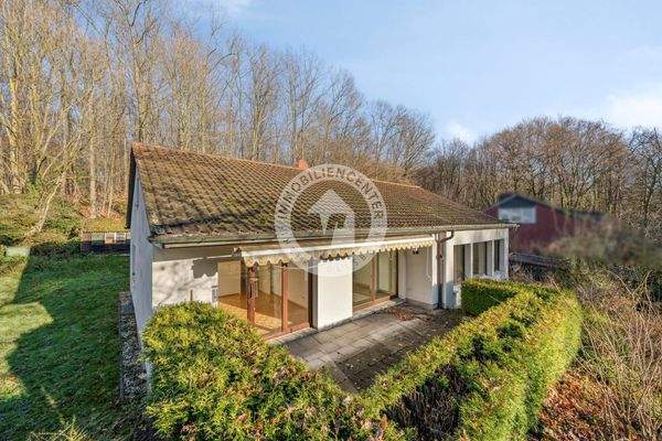 Frontansicht seitlich