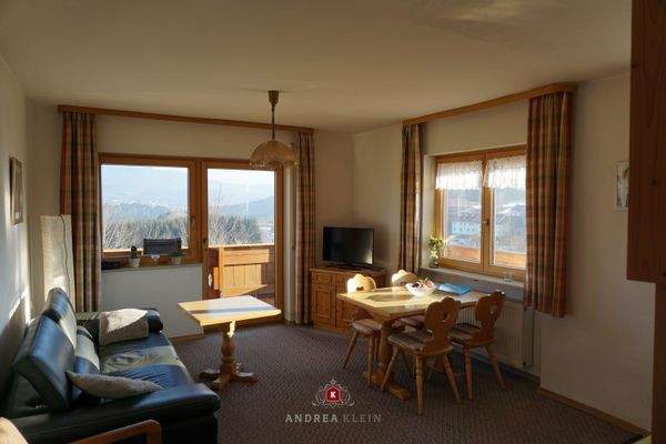 … mit Wohnen, Essen ...