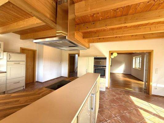 Einbauküche mit hochwertigen Geräten