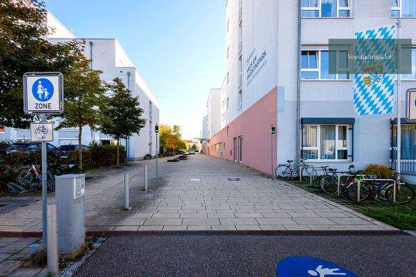 Zuweg zu den Häusern