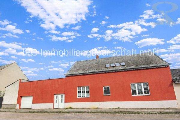 Hausansicht Straßenseite