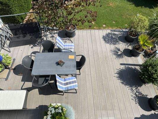 Blick auf die Terasse.JPG