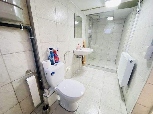 Badezimmer im Keller