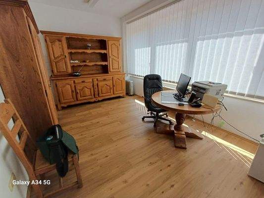 Raum 7/Teeküche, Büro ca. 16qm