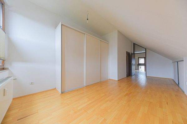 Schlafzimmer obere Ebene