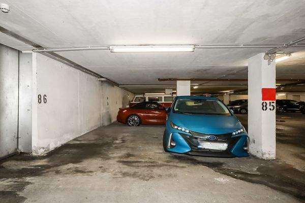 Tiefgaragenstellplatz