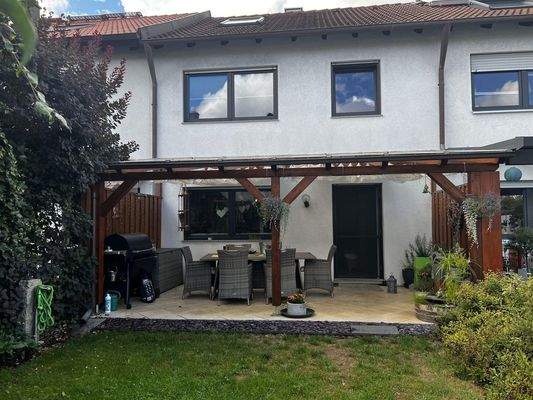 Überdachte Terrasse