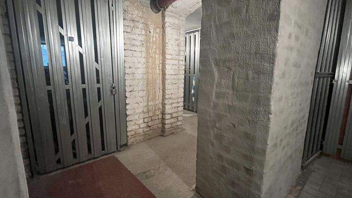 13 Kellerabteile.jpg