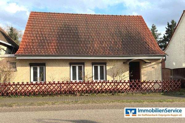 Hausansicht straßenseitig