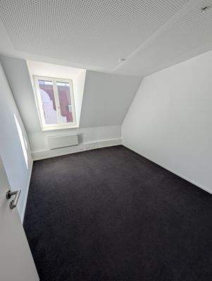 PXL_20250305_084321959