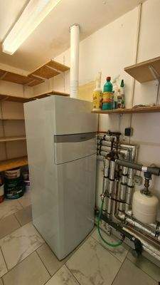 Therme und Hauswirtschaft groß