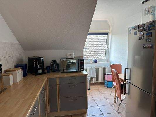 Küche (mit Einbauküche)