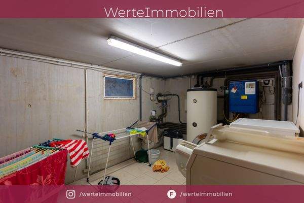 Keller - Heizungs - Waschraum