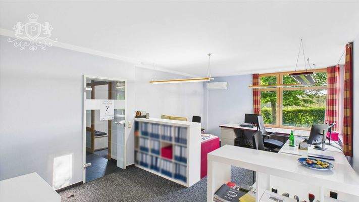 CAM01984G0-PR0475-STILL005