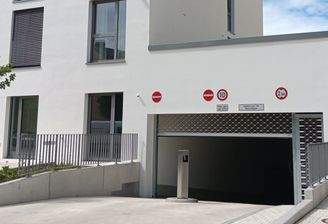 Tiefgarage_Einfahrt.jpeg