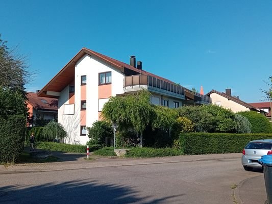 Mehrfamilienhaus.jpg