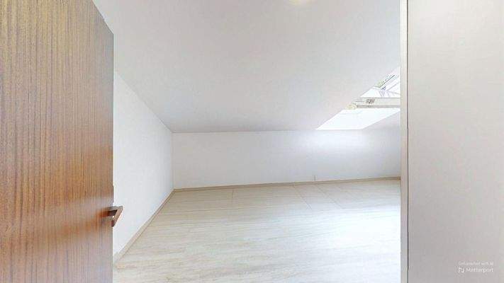 4-Ruggeweg-Bedroom-Defurnished 4