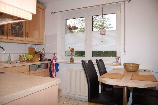 15 Küche mit EBK.JPG