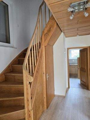 Treppe EG und Küchentür