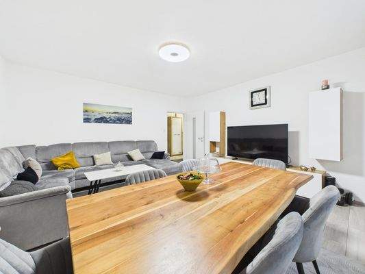 Wohn- und Essbereich 5