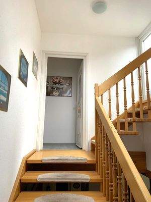 08.04. HH_Whg2_Treppenhausflur_DG.jpg