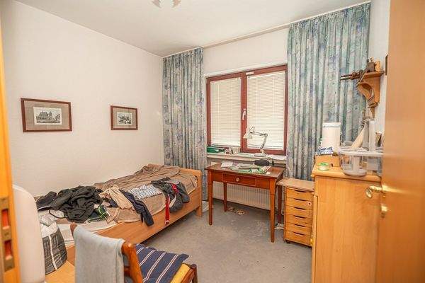 Schlafzimmer 1 (Dachgeschoss)