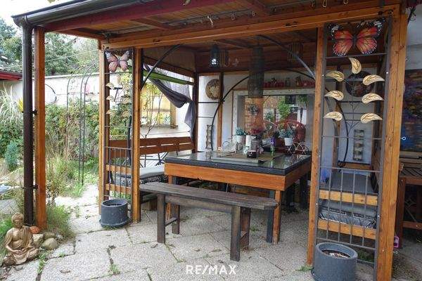 Überdachter Sitzbereich